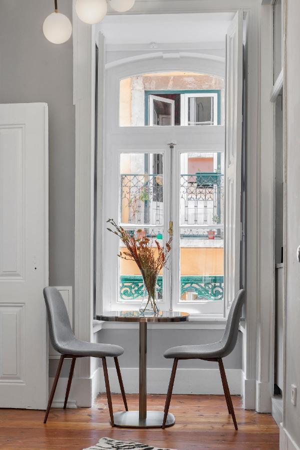 Small Design Studio - Rosa, Bairro Alto Lissabon Exterior foto